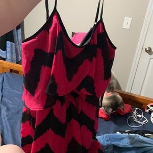 I’m selling a dress that doesn’t fit anymore and I also only wore it twice.